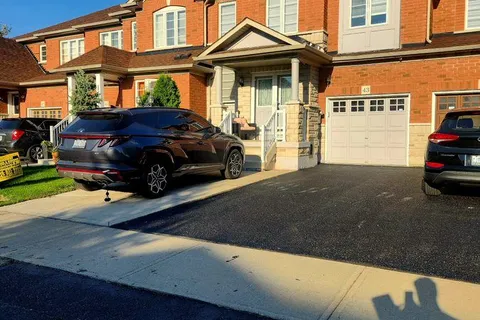 43 Snowshoe Lane, Brampton, ON L6R 0J6