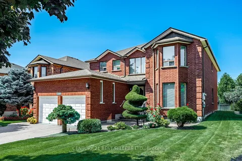1229 Sugar Maple Crt, Mississauga, ON L4W 4P6
