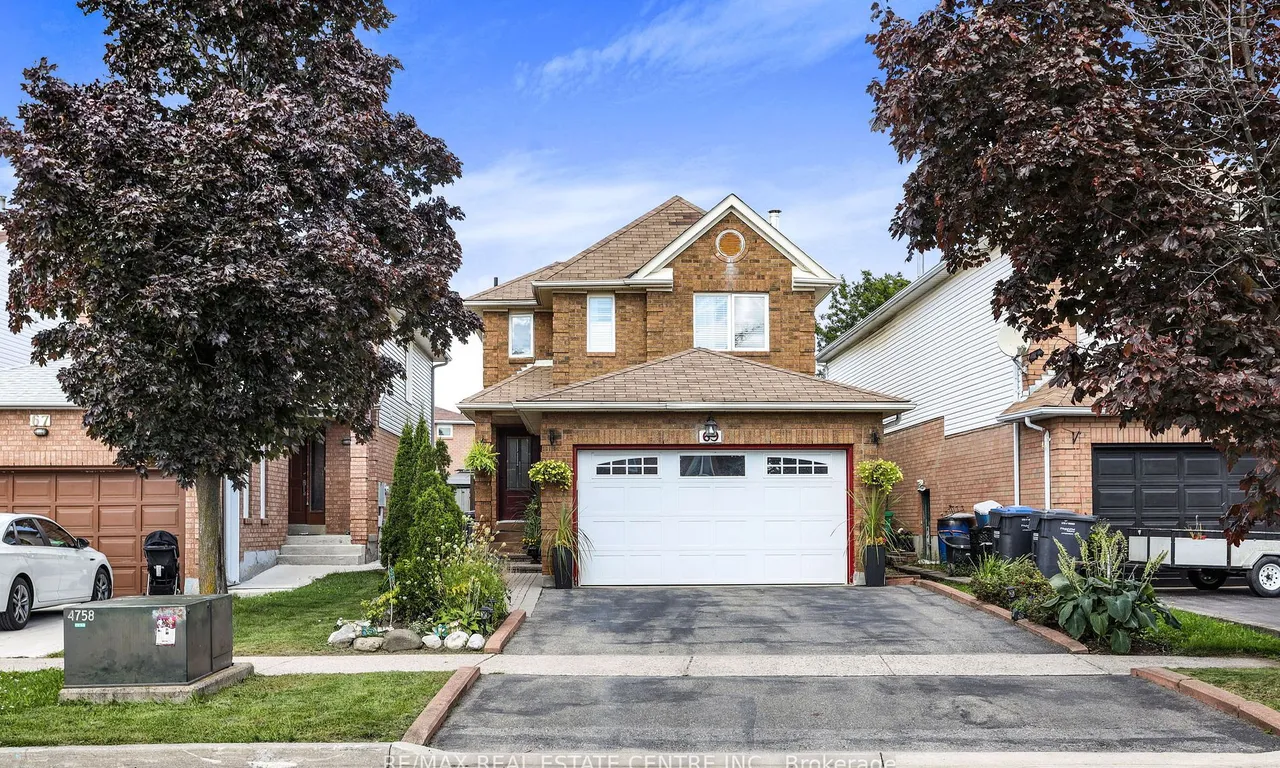 69 Wooliston Cres, Brampton, ON L6Y 4J4