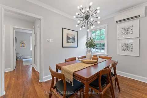 1085 Royal York Rd, Toronto, ON M8X 2G8