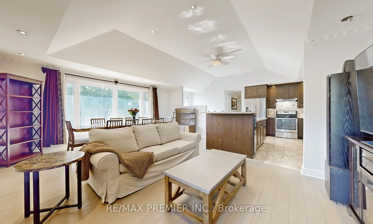 64 Alhart Dr, Toronto, ON M9V 2N4