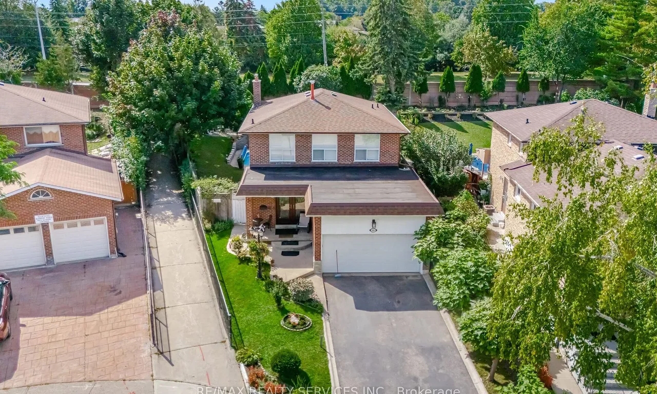 20 Pepperwood Pl, Brampton, ON L6S 3R9