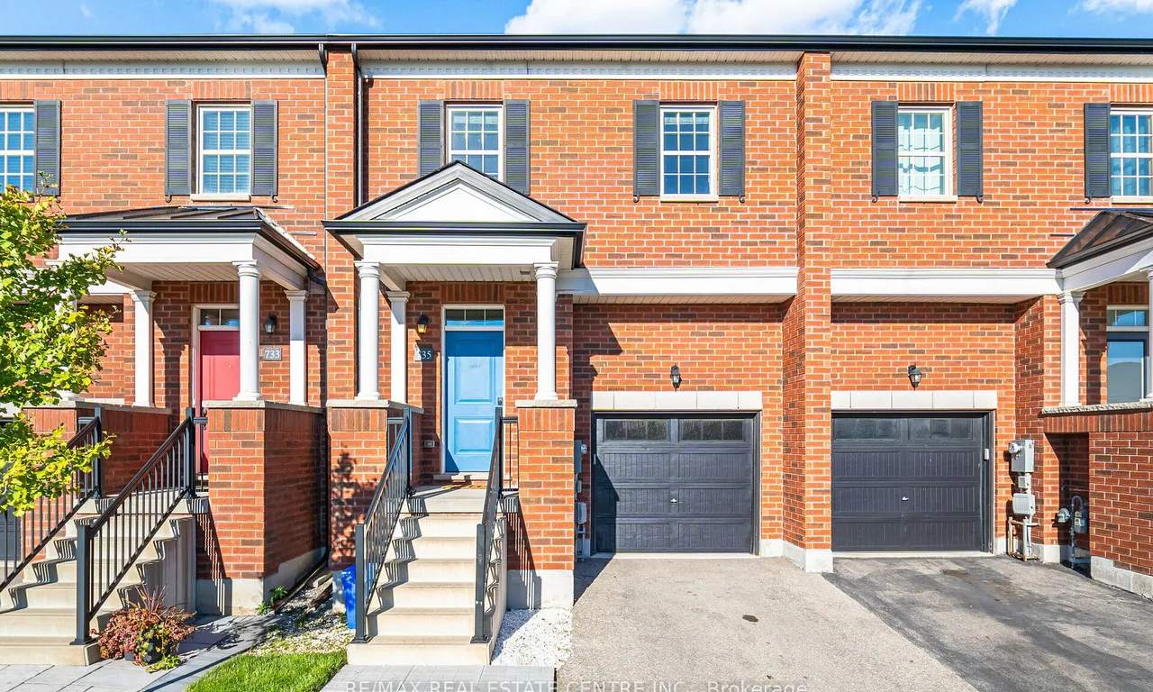 735 Banks Cres, Milton, ON L9T 9A4