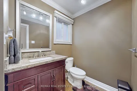 3385 Hargrove Rd, Mississauga, ON L5L 4C9