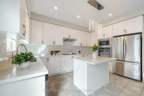447 George Ryan Ave, Oakville, ON L6H 0S3