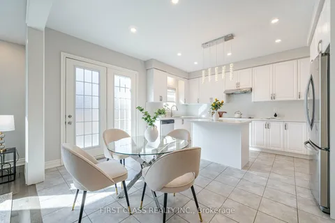 447 George Ryan Ave, Oakville, ON L6H 0S3