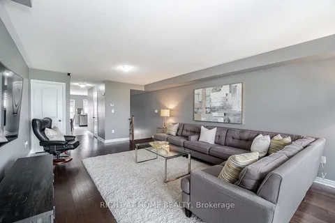 27 Pennycross Cres, Brampton, ON L7A 4M1