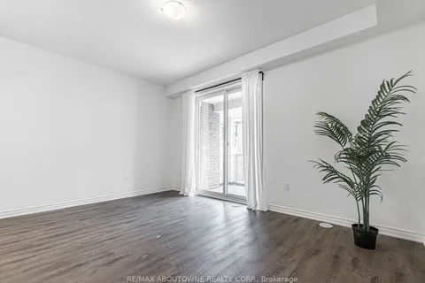 1317 Leriche Way, Milton, ON L9T 6H8