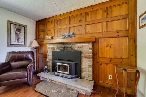 7718 22 Sdrd, Halton Hills, ON L7J 2M1