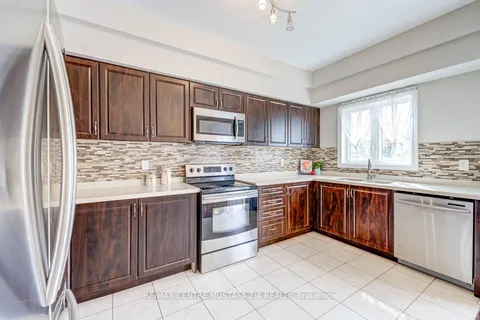 358 Black Dr, Milton, ON L9T 6R8