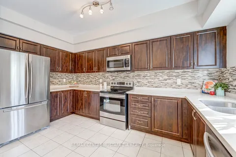 358 Black Dr, Milton, ON L9T 6R8