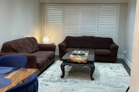 3729 Crabtree Cres, Mississauga, ON L4T 1S7