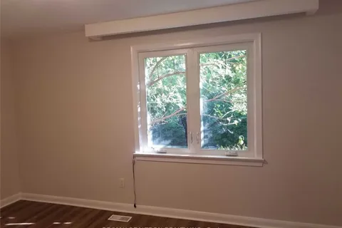 1 St. Marks Rd, Toronto, ON M6S 2H5