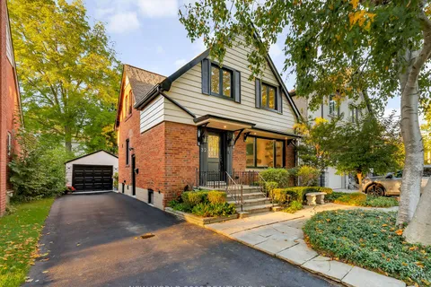 32 Edwalter Ave, Toronto, ON M8Y 1Z3