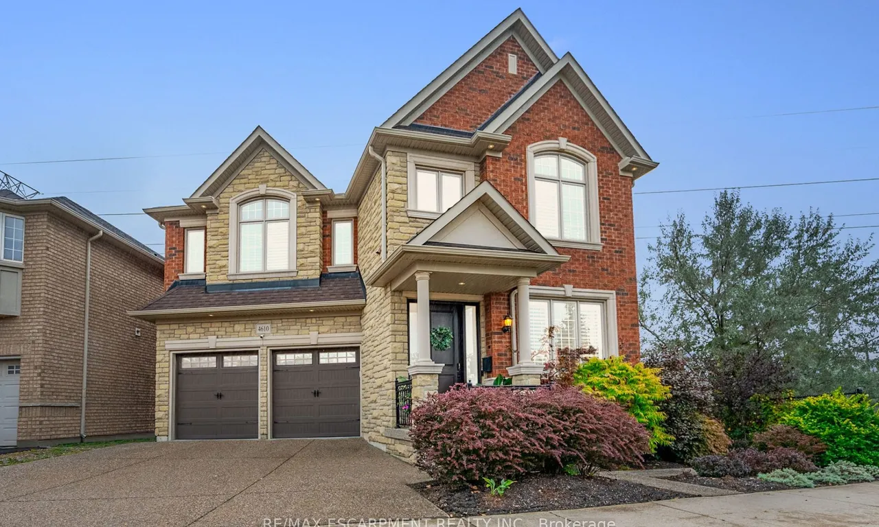 4610 Cornerstone Dr, Burlington, ON L7M 0C9