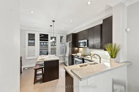 1812 Burnhamthorpe Rd, Mississauga, ON L4X 0A3