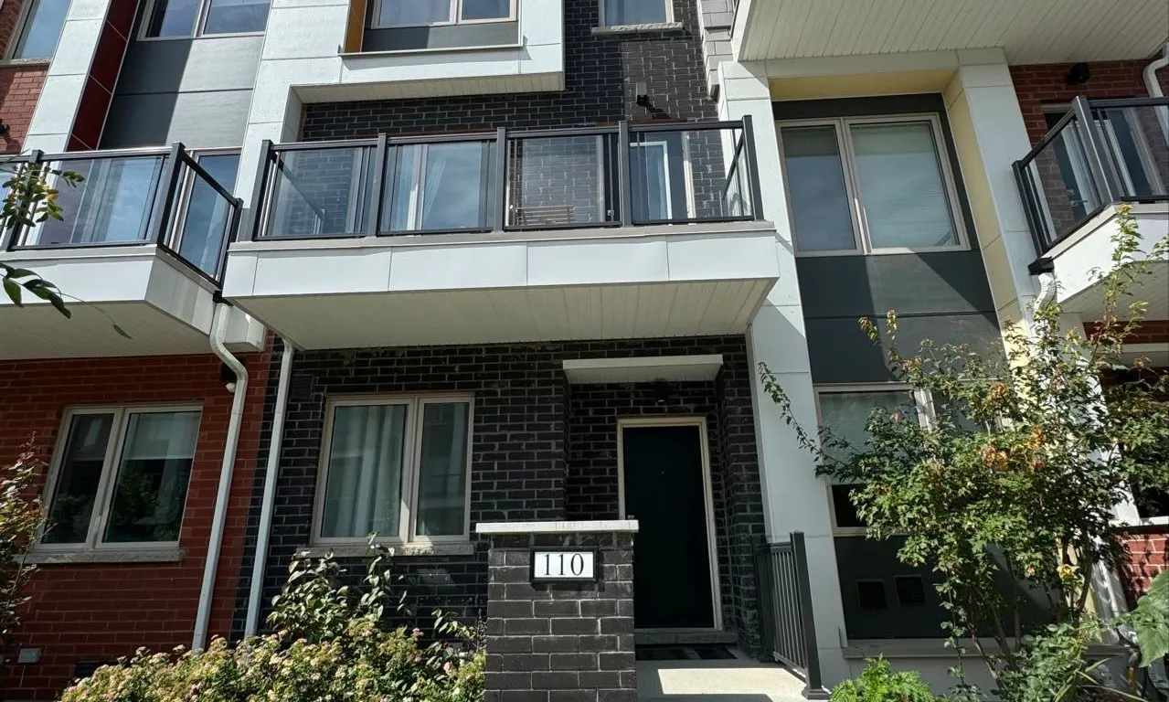 110 William Duncan Rd, Toronto, ON M3K 0C7