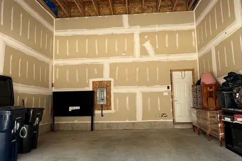 110 William Duncan Rd, Toronto, ON M3K 0C7