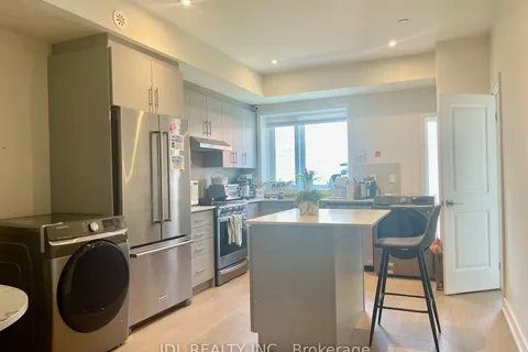 110 William Duncan Rd, Toronto, ON M3K 0C7