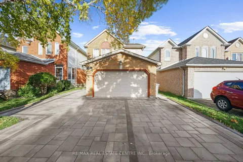 33 Trammell Lane, Brampton, ON L6Y 4J3