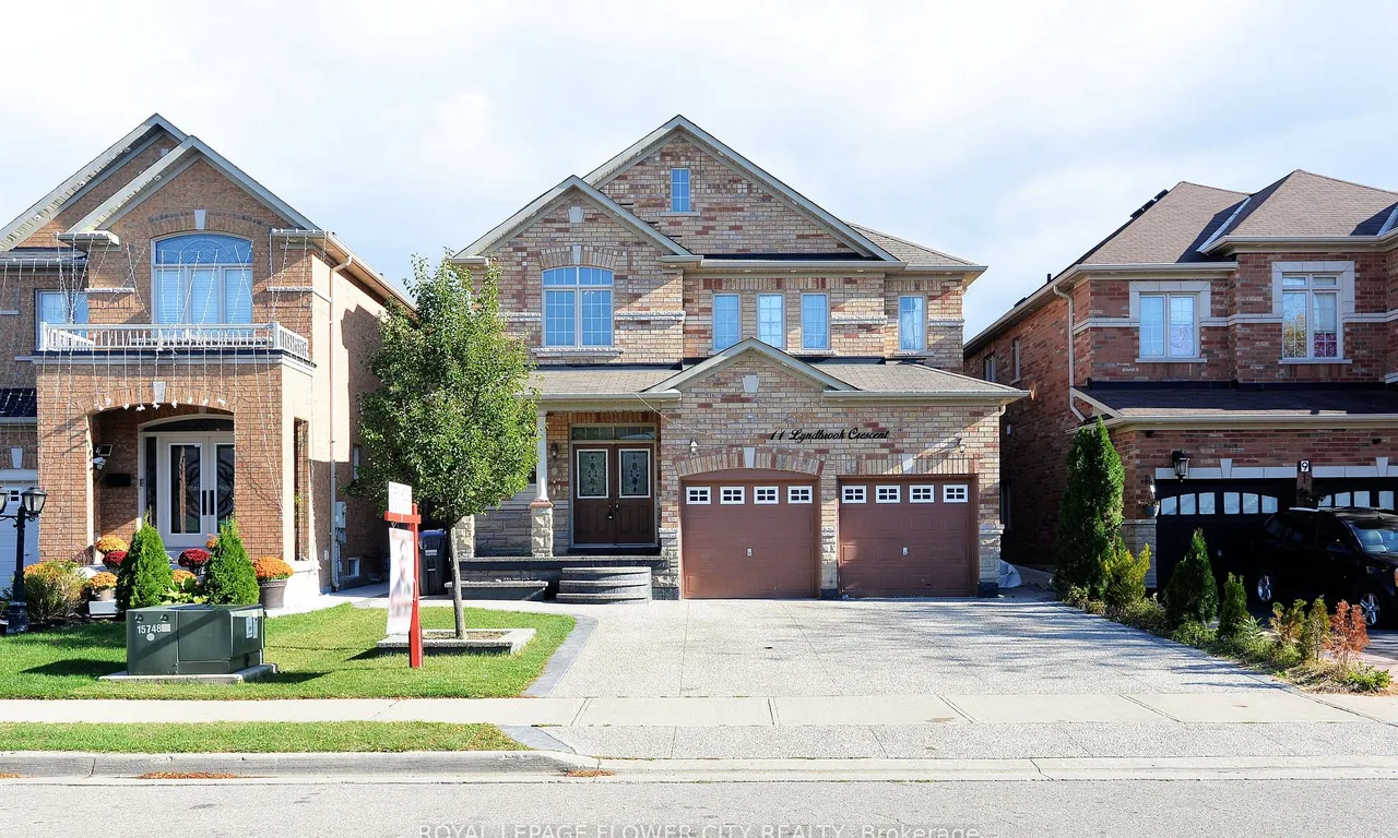 11 Lyndbrook Cres, Brampton, ON L6P 2P1