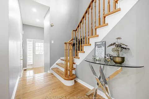 7 Rockrose Dr, Brampton, ON L6R 2Z6