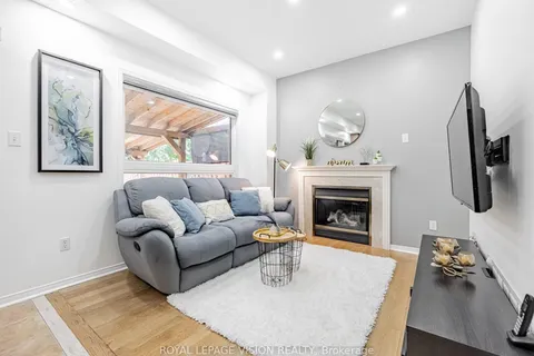 7 Rockrose Dr, Brampton, ON L6R 2Z6