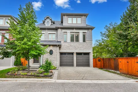 1562 Edencrest Dr, Mississauga, ON L5E 0A5