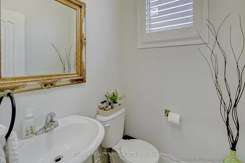 5474 Bestview Way, Mississauga, ON L5M 0B1