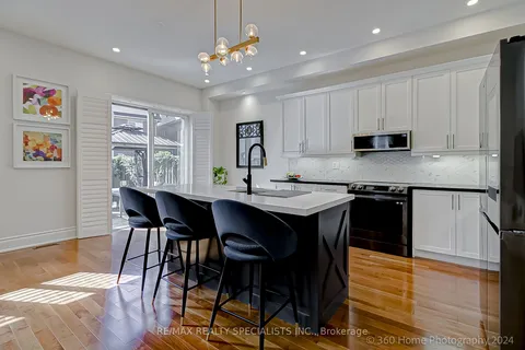 5474 Bestview Way, Mississauga, ON L5M 0B1