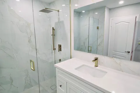 15 Hackberry Gate, Brampton, ON L6R 2E7