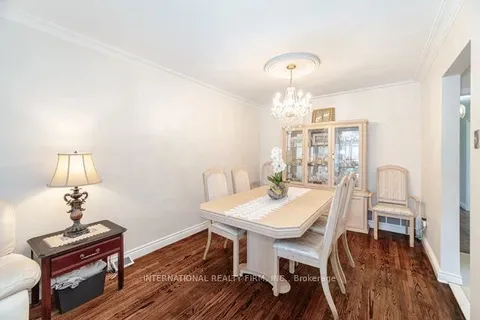 4103 Clevedon Dr, Mississauga, ON L4Z 1J4