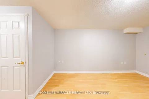 36 Mannel Cres, Brampton, ON L6Y 5E2