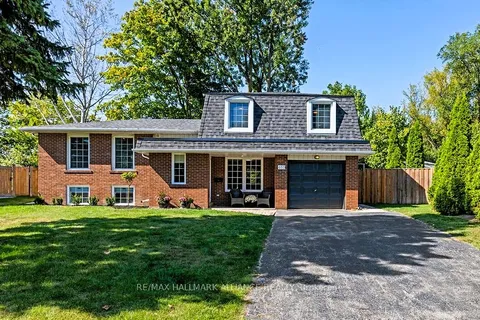 483 Caesar Ave, Oakville, ON L6J 3Z1