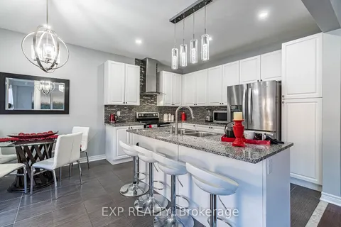 652 Mockridge Terr, Milton, ON L9T 8V7