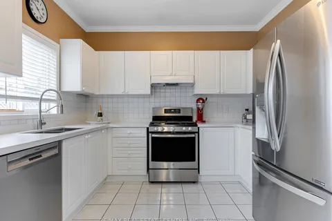 73 Baybrook Rd, Brampton, ON L7A 1L4