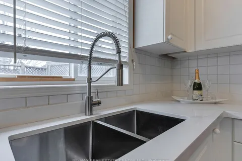 73 Baybrook Rd, Brampton, ON L7A 1L4