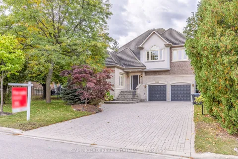 3862 O&apos;neil Gate, Mississauga, ON L5L 5X6