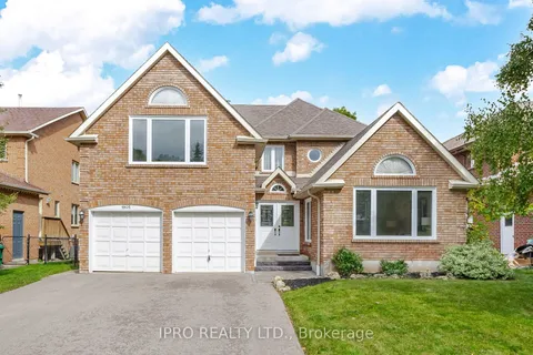 1905 Folkway Dr, Mississauga, ON L5L 3T7