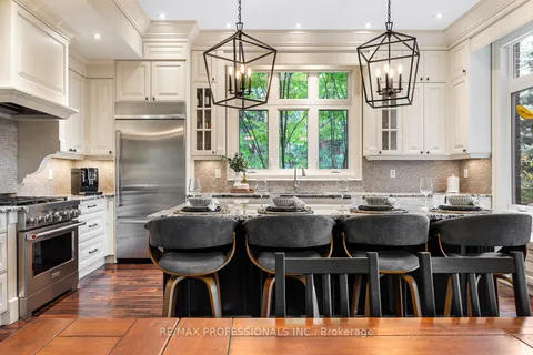 100 Neilson Dr, Toronto, ON M9C 1V7