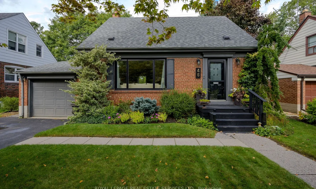 46 Castlebar Rd, Toronto, ON M8Z 2J6