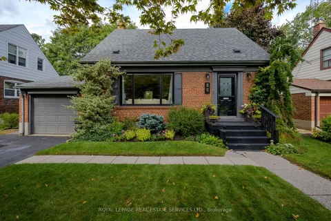 46 Castlebar Rd, Toronto, ON M8Z 2J6