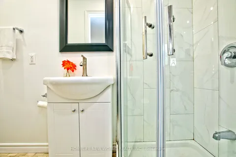 19 Britannia Ave, Toronto, ON M6N 3T6