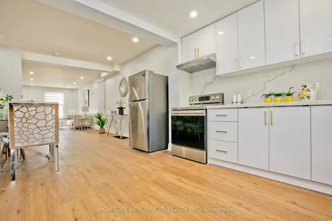 19 Britannia Ave, Toronto, ON M6N 3T6