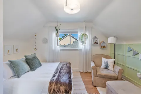 93 Hadrian Dr, Toronto, ON M9W 1V7