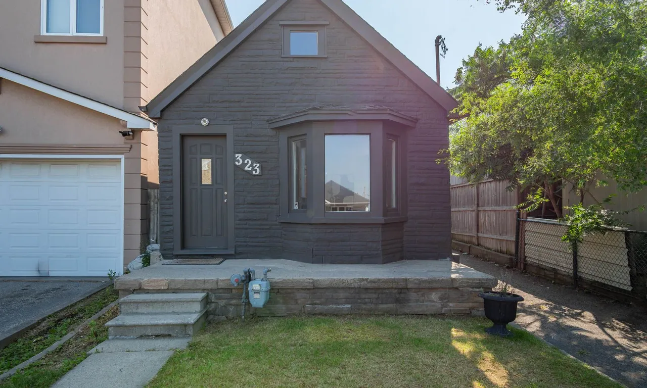 323 Gilbert Ave, Toronto, ON M6E 4W9