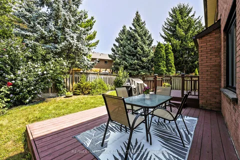 179 Romain Cres, Oakville, ON L6H 5A5
