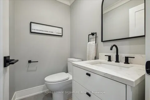 432 Apache Crt, Mississauga, ON L4Z 3T2