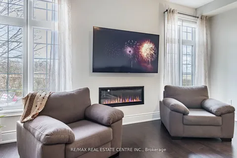 35 Arthur Griffin Cres, Caledon, ON L7C 4E9
