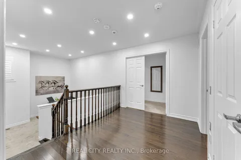 106 Benadir Ave, Caledon, ON L7C 4E7